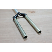 Csu Dual Position Coil - 11/8 Inch, Black Crown, Silver