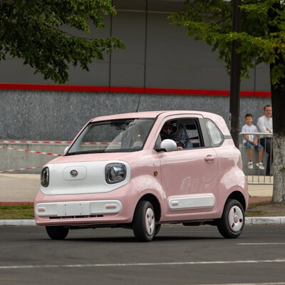 Masina electrica Aigo M1 urbana - autonomie 180 km, 4 locuri, permis B1, Alb Iasomie