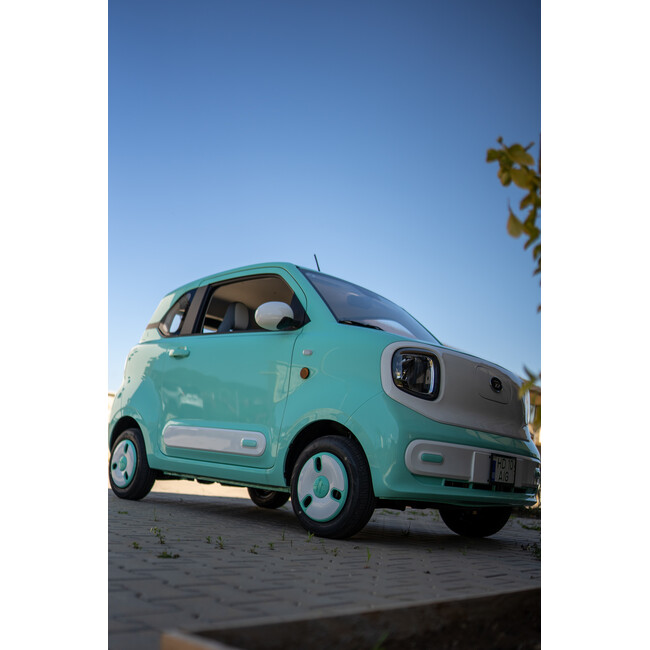 Masina electrica Aigo M1 urbana - autonomie 180 km, 4 locuri, permis B1, Verde